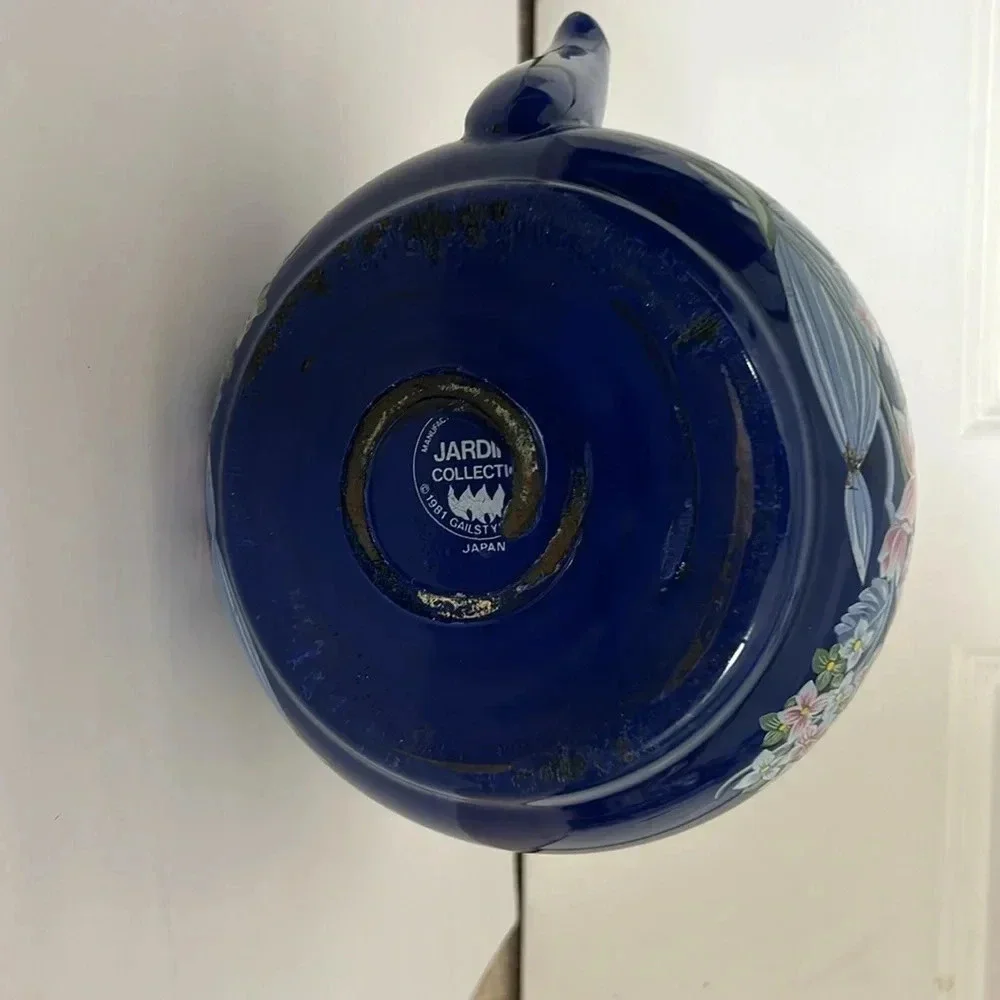 Gaylston Sutton Jardin Collection porcelain enameled blue teakettle vintage